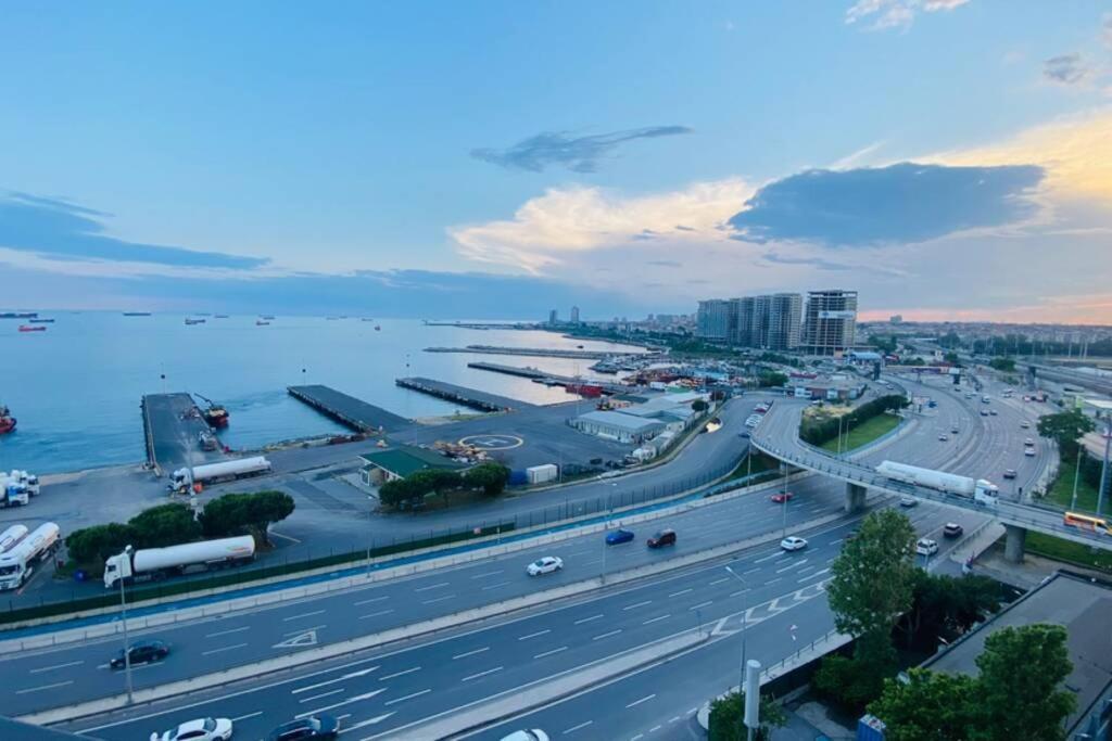 Luxury 2 Room Suite Apartment With Seaview In Center Istambul Exterior foto